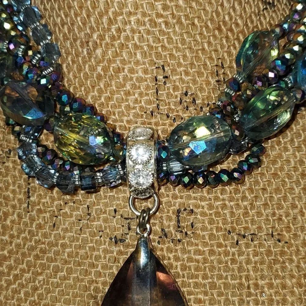 Choker - Picture 3 of 4